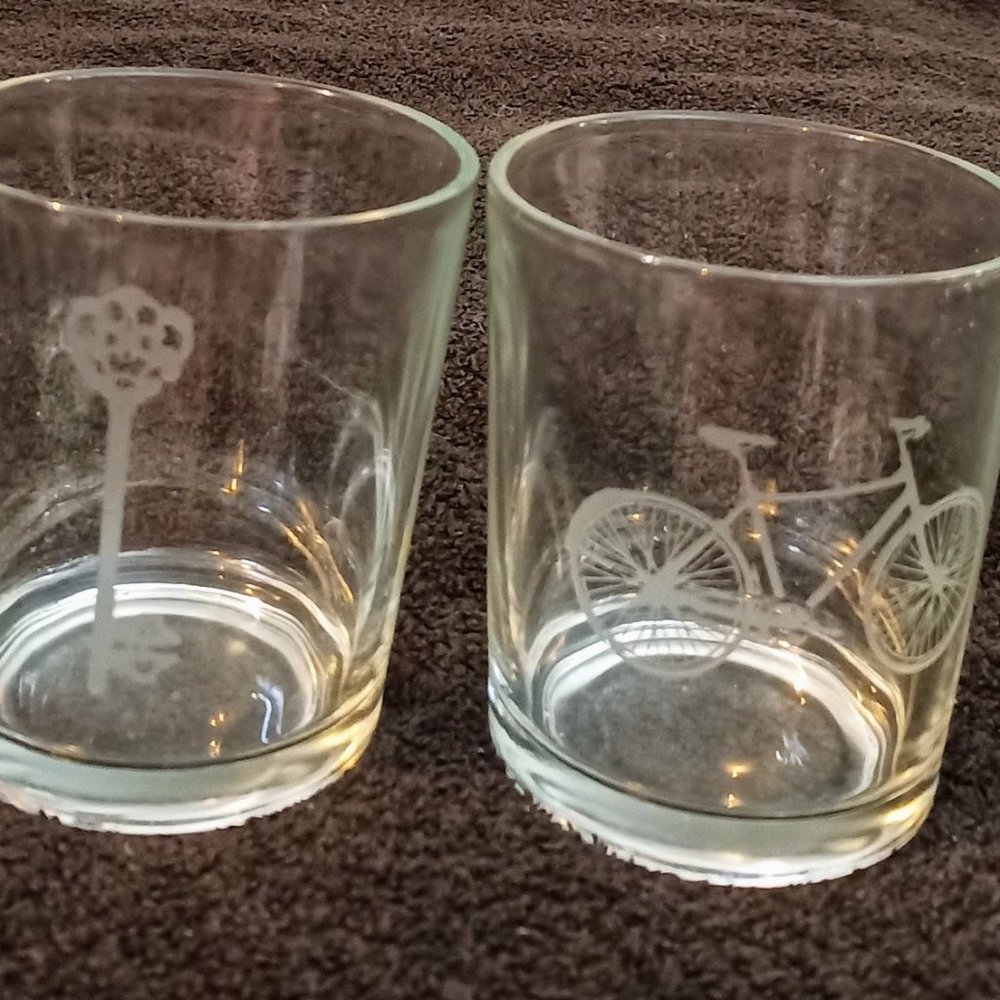 2 Crystal Old Fashioned Glasses Etched Key Bike